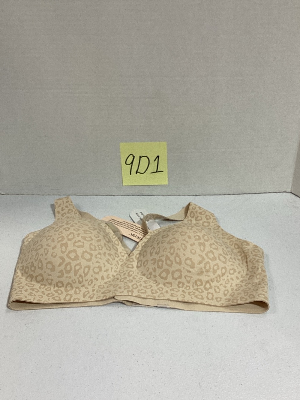Leopard-Print Wireless T-Shirt Bra in Nude